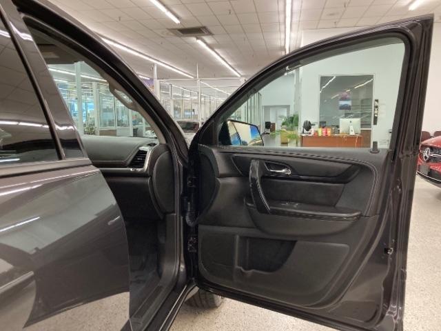 GMC Acadia FWD 4dr SLE w/SLE-1 2015