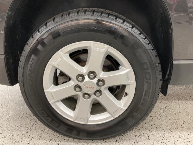 GMC Acadia FWD 4dr SLE w/SLE-1 2015