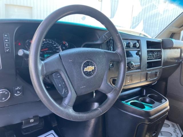 Chevrolet Express Cargo Van RWD 2500 135" 2017