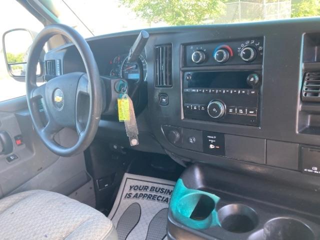Chevrolet Express Cargo Van RWD 2500 135" 2017