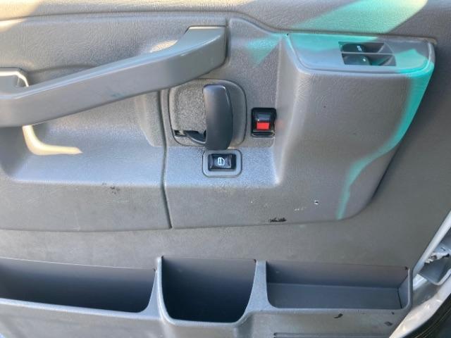 Chevrolet Express Cargo Van RWD 2500 135" 2017