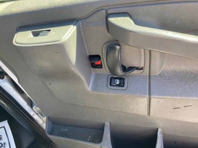 Chevrolet Express Cargo Van RWD 2500 135" 2017