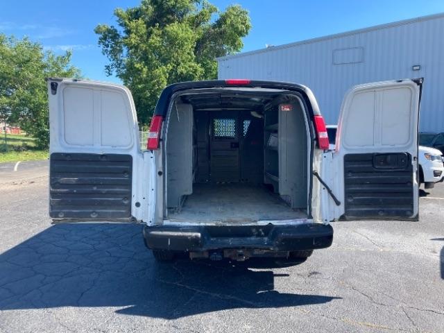 Chevrolet Express Cargo Van RWD 2500 135" 2017