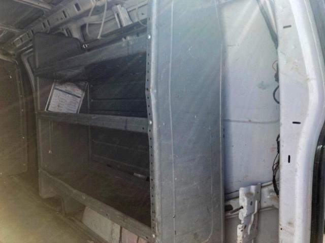 Chevrolet Express Cargo Van RWD 2500 135" 2017