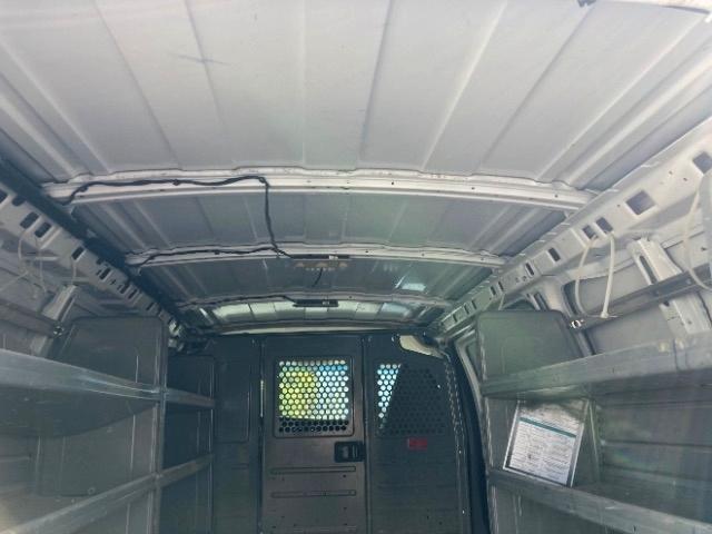 Chevrolet Express Cargo Van RWD 2500 135" 2017