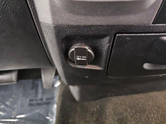 RAM 1500 4WD Crew Cab 140.5" Express 2014