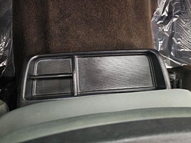 RAM 1500 4WD Crew Cab 140.5" Express 2014