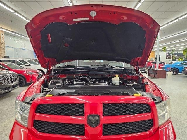 RAM 1500 4WD Crew Cab 140.5" Express 2014