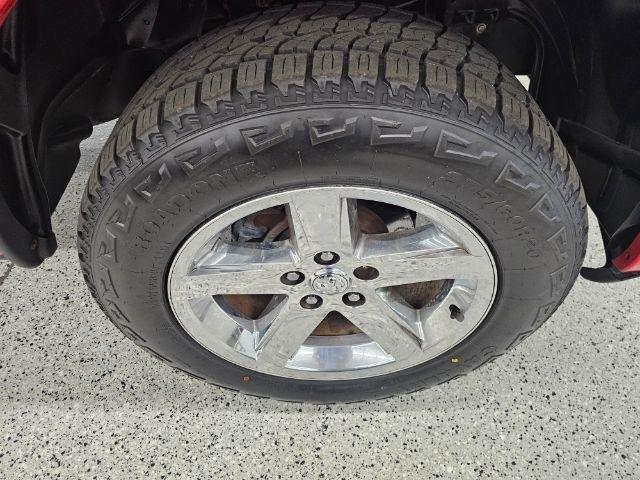 RAM 1500 4WD Crew Cab 140.5" Express 2014