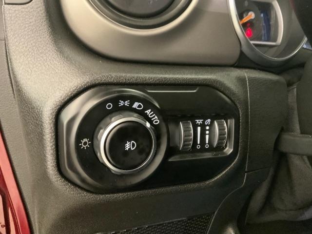 Jeep Wrangler Willys 4x4 2021