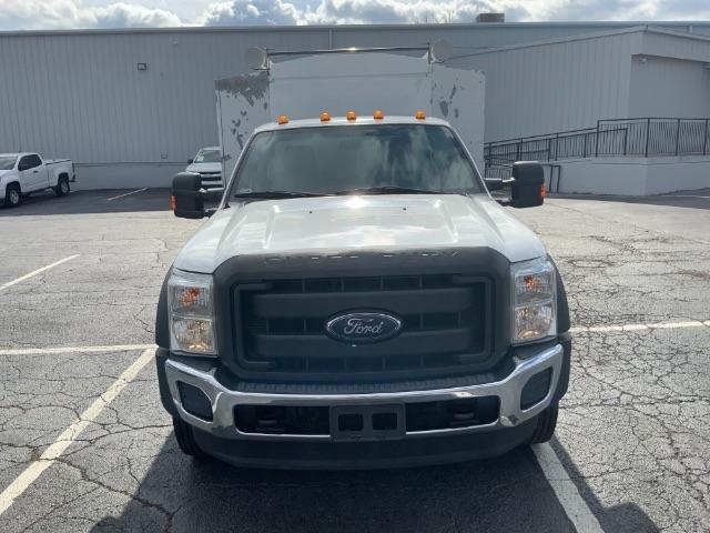 Ford Super Duty F-450 DRW 2WD Reg Cab 141" WB 60" CA XLT 2015