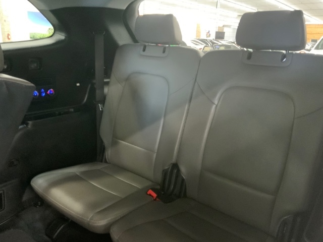 Hyundai Santa Fe SE Ultimate 3.3L Auto 2018