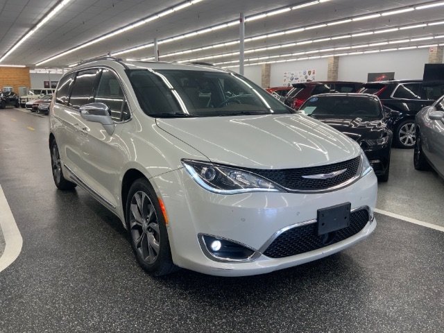 Chrysler Pacifica Limited FWD 2019