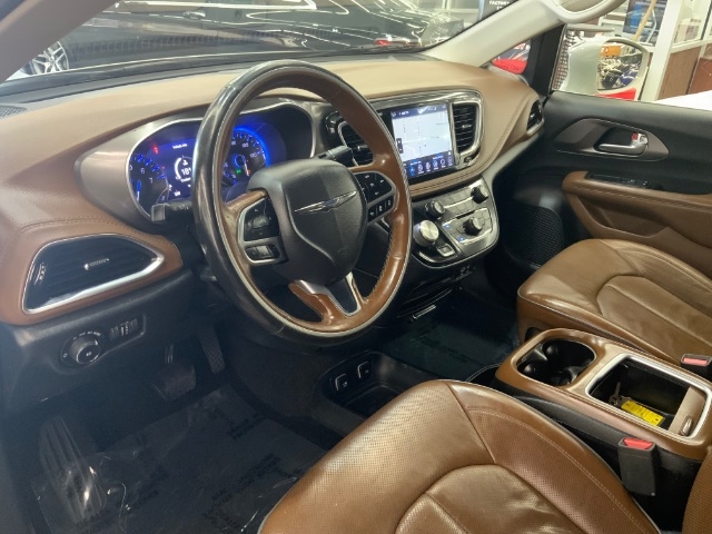 Chrysler Pacifica Limited FWD 2019