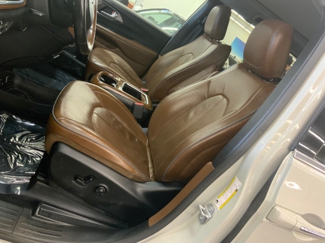 Chrysler Pacifica Limited FWD 2019