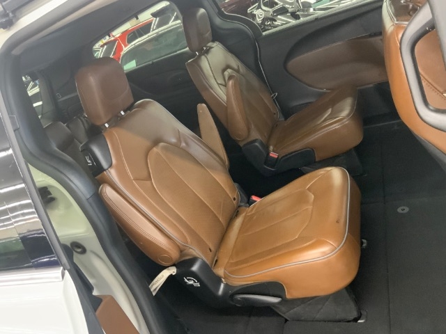 Chrysler Pacifica Limited FWD 2019