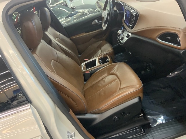 Chrysler Pacifica Limited FWD 2019