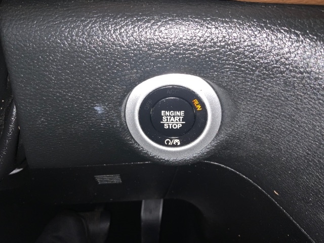 Chrysler Pacifica Limited FWD 2019