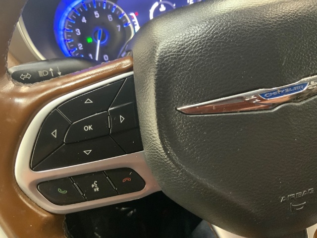 Chrysler Pacifica Limited FWD 2019