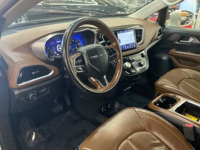 Chrysler Pacifica Limited FWD 2019