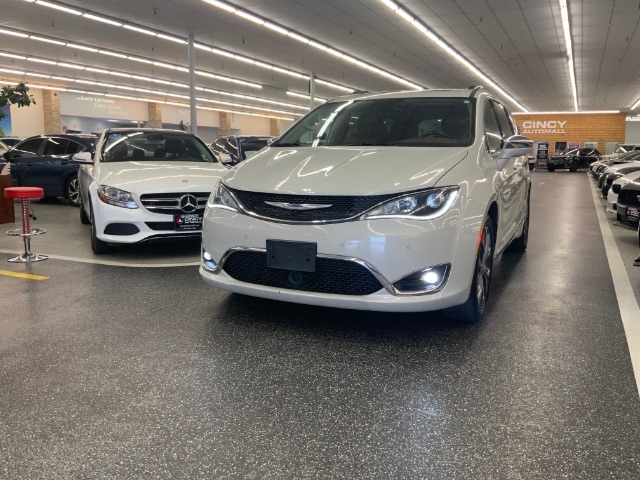 Chrysler Pacifica Limited FWD 2019