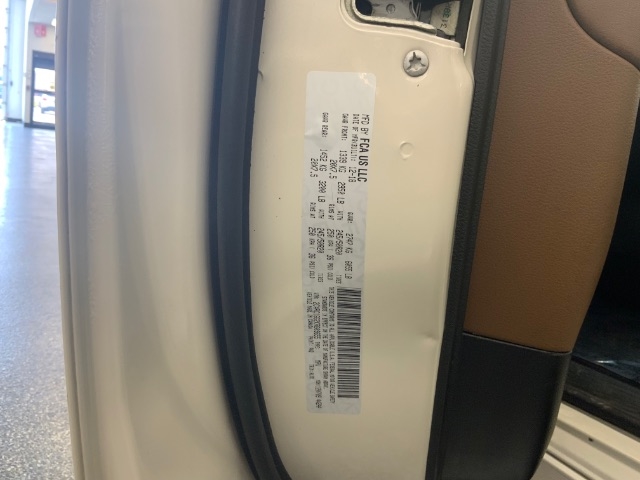 Chrysler Pacifica Limited FWD 2019