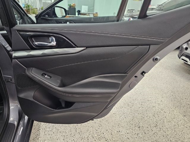 Nissan Maxima SL 3.5L 2020