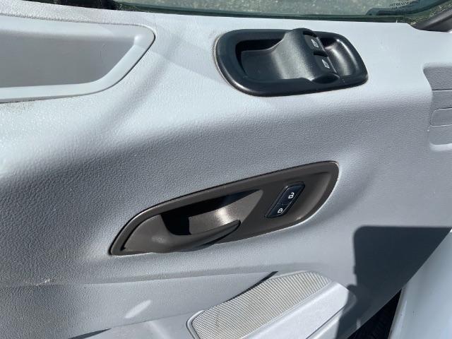 Ford Transit Van T-150 130" Low Rf 8600 GVWR Swing-Out RH Dr 2017