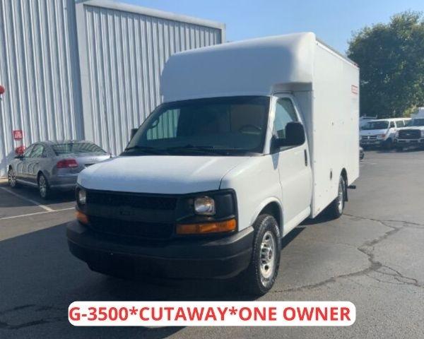 2013 GMC Savana Commercial Cutaway 3500 Van 139"