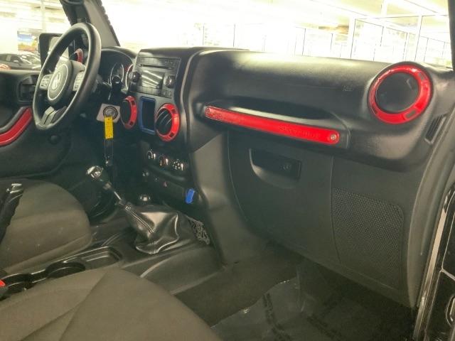 Jeep Wrangler Unlimited 4WD 4dr Sport 2015