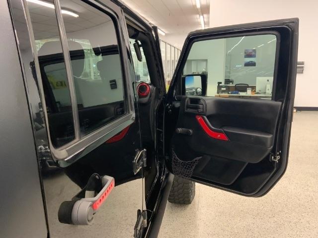 Jeep Wrangler Unlimited 4WD 4dr Sport 2015