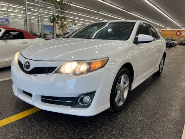 Toyota Camry 2014.5 4dr Sdn I4 Auto SE Sport (Natl) 2014