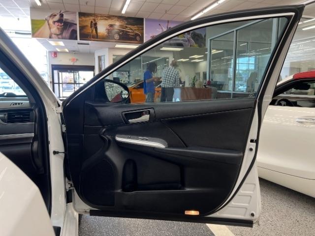 Toyota Camry 2014.5 4dr Sdn I4 Auto SE Sport (Natl) 2014