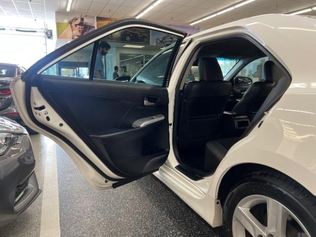 Toyota Camry 2014.5 4dr Sdn I4 Auto SE Sport (Natl) 2014