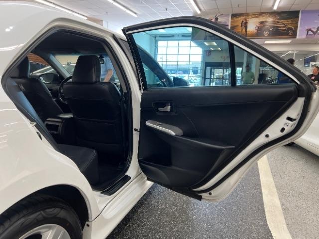 Toyota Camry 2014.5 4dr Sdn I4 Auto SE Sport (Natl) 2014