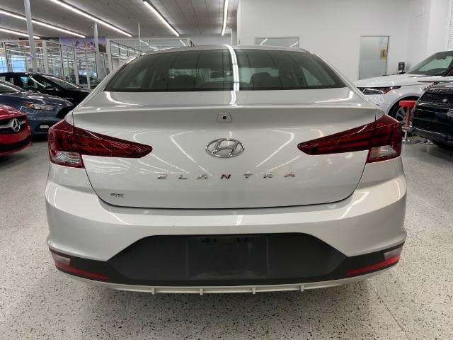Hyundai Elantra SE IVT 2020