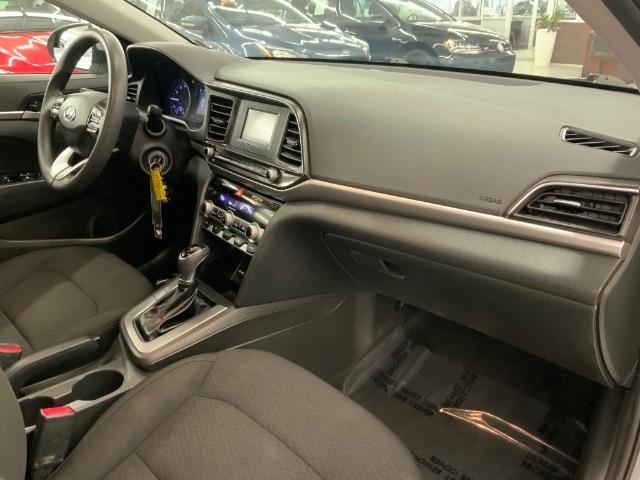 Hyundai Elantra SE IVT 2020