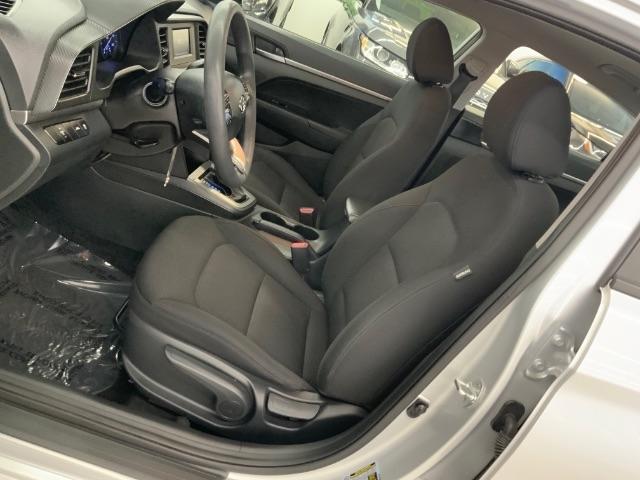 Hyundai Elantra SE IVT 2020