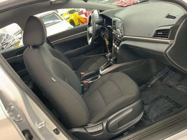 Hyundai Elantra SE IVT 2020