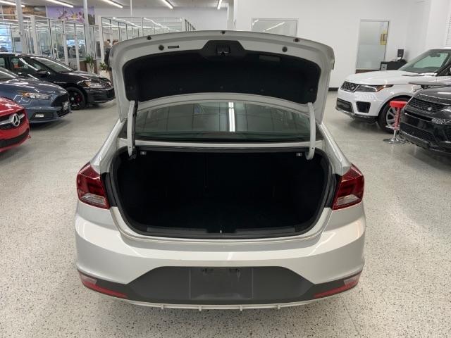 Hyundai Elantra SE IVT 2020