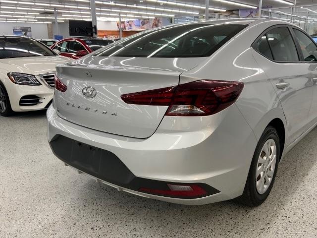 Hyundai Elantra SE IVT 2020