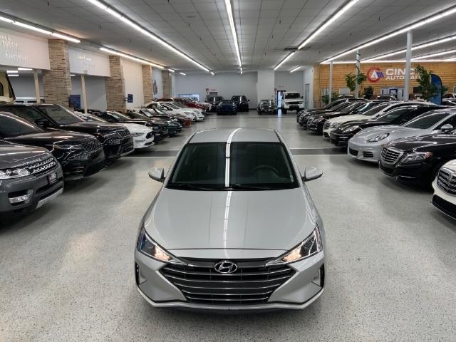 Hyundai Elantra SE IVT 2020