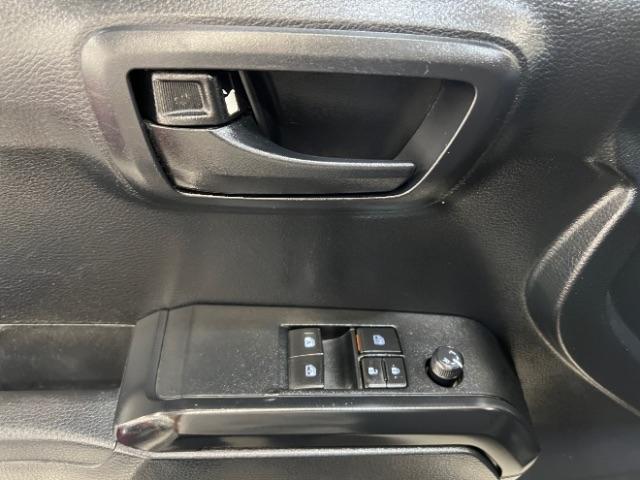 Toyota Tacoma 2WD SR5 Access Cab 6' Bed I4 AT (Natl) 2019