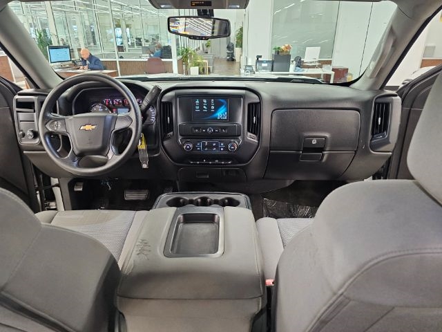 Chevrolet Silverado 1500 4WD Crew Cab 143.5" Custom 2018