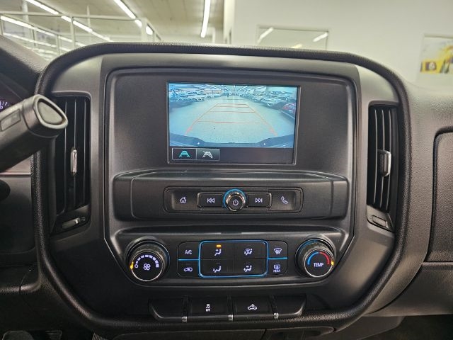 Chevrolet Silverado 1500 4WD Crew Cab 143.5" Custom 2018