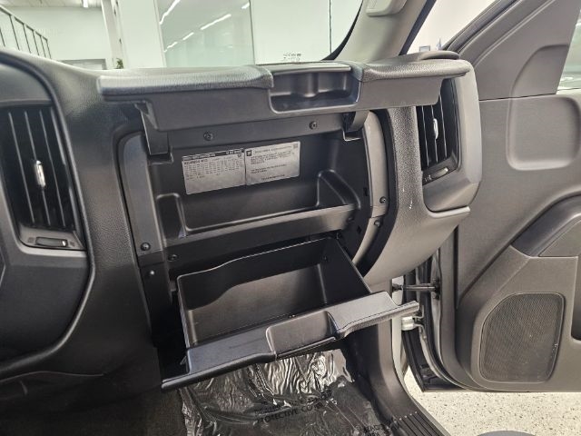 Chevrolet Silverado 1500 4WD Crew Cab 143.5" Custom 2018