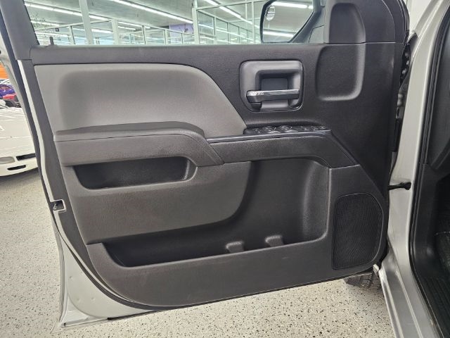 Chevrolet Silverado 1500 4WD Crew Cab 143.5" Custom 2018