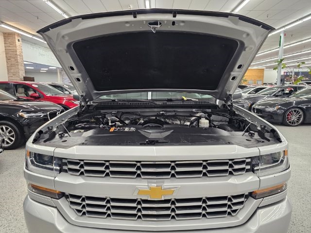 Chevrolet Silverado 1500 4WD Crew Cab 143.5" Custom 2018