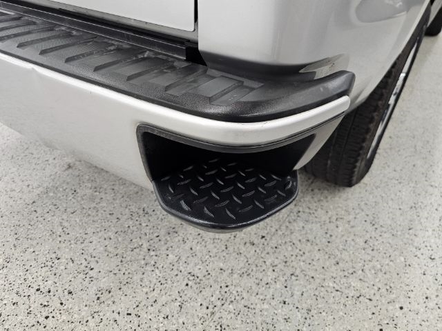 Chevrolet Silverado 1500 4WD Crew Cab 143.5" Custom 2018