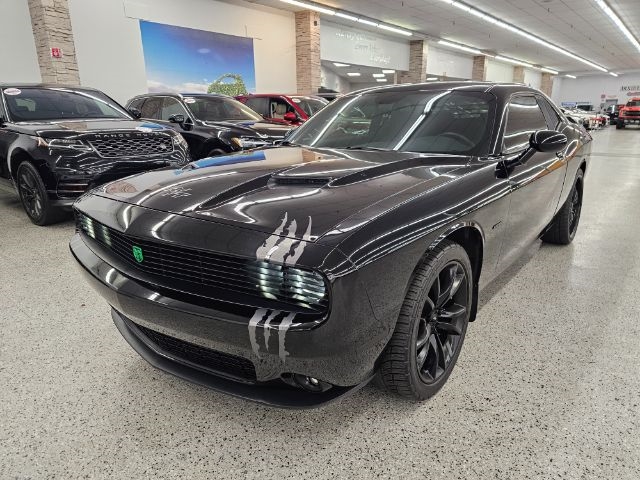 2017 Dodge Challenger R/T Coupe